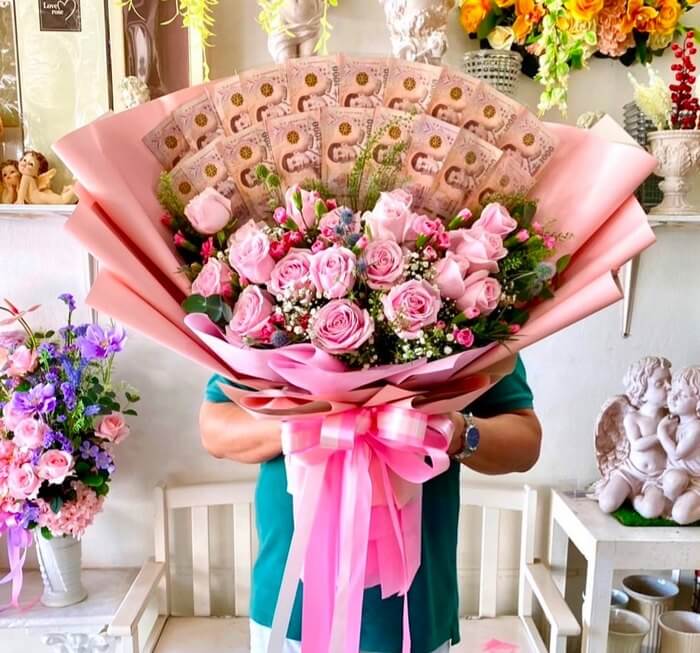 Money Bouquet - Maybe the best gift for thai wife or girlfriend